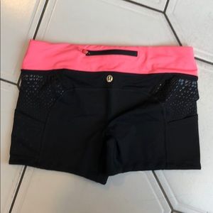 Lululemon Coral Black Running Tight Shorts
